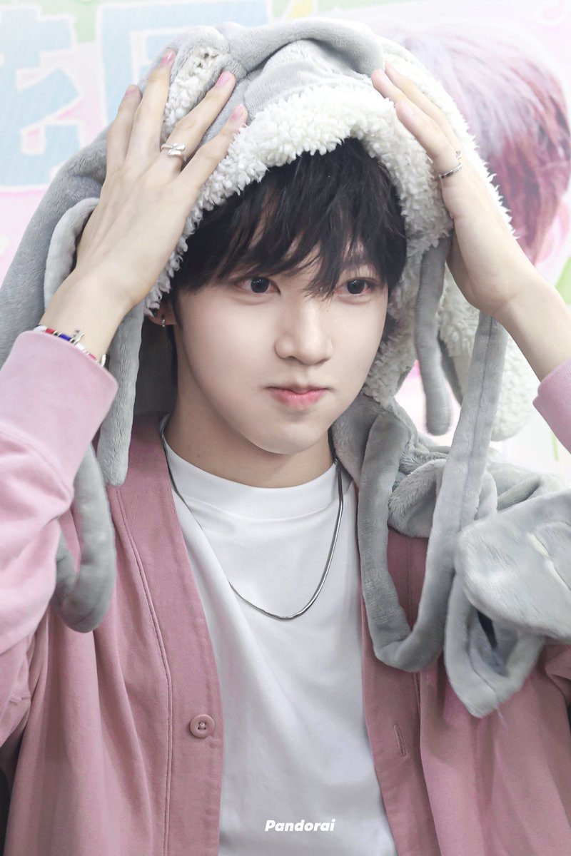 Pandorai_0122's tweet photo. 250927

토끼를 사랑하는 방법: 
평생 아껴주고 지켜주기 ₍ᐢ..ᐢ₎💕

#판저이 #FANZHEYI #范哲逸 
#플래닛C #홈레이스 #PLANETC #HOMERACE 
#보이즈2플래닛 #BOYS2PLANET https://t.co/WsYjVUnjSC