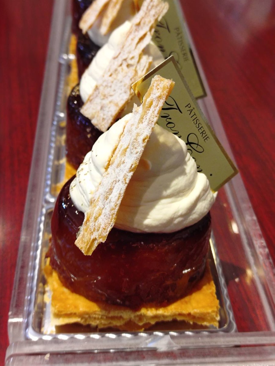 たるたたたんページ TARTE DES DEMOISELLES TATIN |