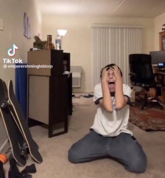 JakeRobs3's tweet image. Cerydra pmo so bad in Currency Wars when she’s off-field WHY ARE YOU TARGETING RMC WHEN ARCHER IS RIGHT FUCKING THEREEEEEE