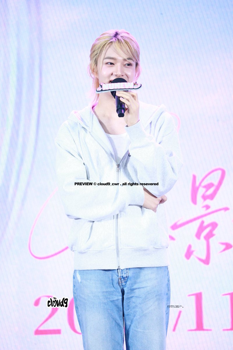 𝗰𝗹𝗼𝘂𝗱𝟵🫧 tweet media