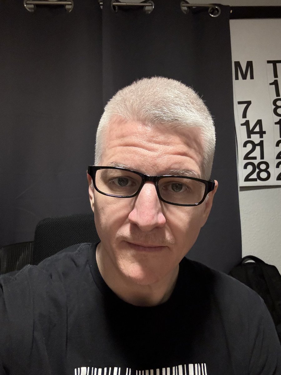 Dholden09's tweet photo. @cleobug101 Hey there, my name is Not Anderson Cooper, much more active here: https://t.co/I57muiMciY and https://t.co/KzpNGi4kt4 https://t.co/CENHUe4hmv