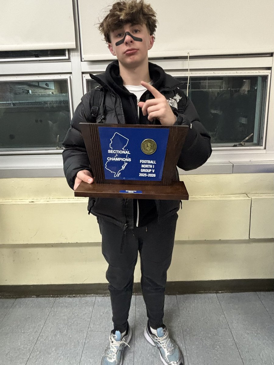 nick_henz's tweet photo. HUGE win today over West Orange in the Sectional Finals #gobulldogs https://t.co/mcjZLvOcn6