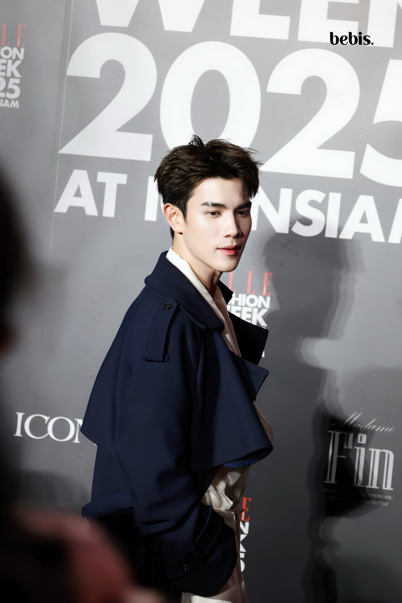 bebisx98's tweet image. สง่างามมาก 🐈‍⬛

MODEL FOURTH IN EFW 2025 
#STUDIOUNKNOWNxFOURTH
#Fourthnattawat @tawattannn