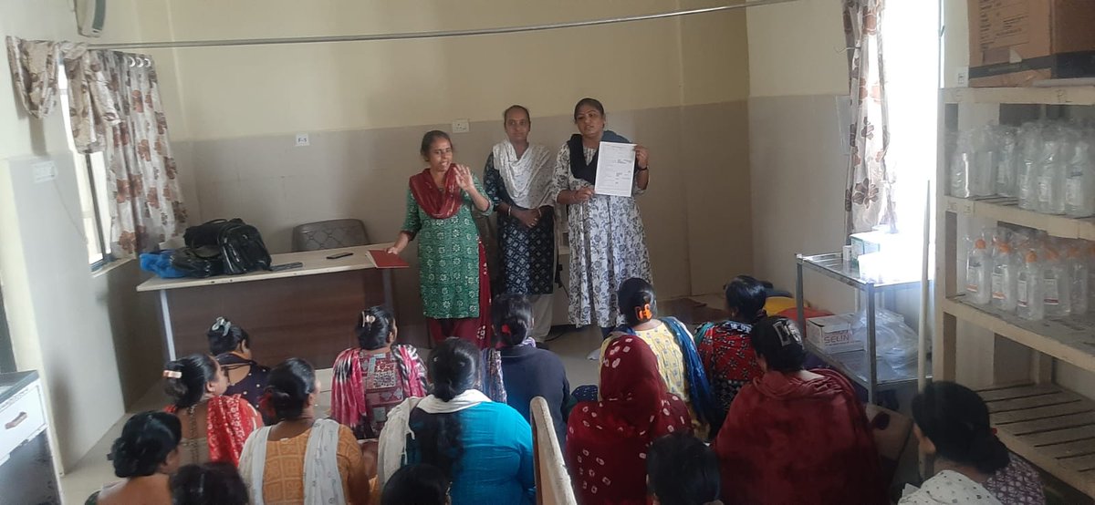 KanzaPhc's tweet photo. આજ રોજ પી એચ સી કણઝા ખાતે આશા મીટીંગ નુ આયોજન કરવામાં આવ્યું તેમાં બધા પ્રોગ્રામ વિશે ની ચર્ચા કરવામાં આવી અને રિવ્યૂ કરવામાં આવ્યું અને જરૂરી માર્ગદર્શન આપેલ..#ASHAMEETING https://t.co/7xqxdtH6RY