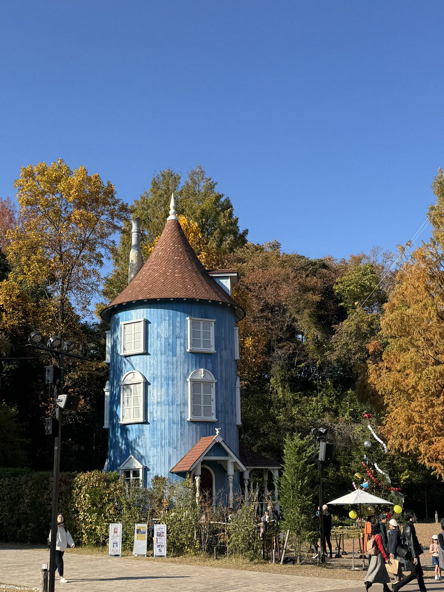 komomo098's tweet image. ムーミン谷は紅葉🍁がきれいです。