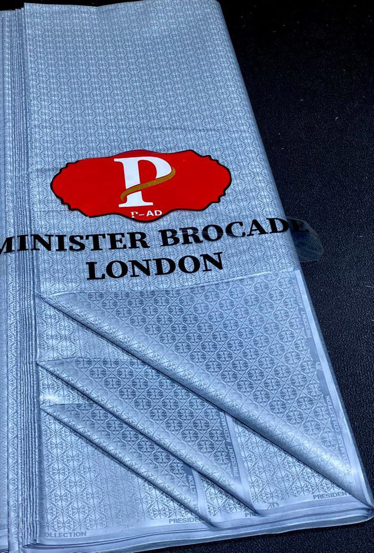 Abbanbaffaa's tweet image. Exclusive Premium 
London Minister ✨

🏷️ 8,500 PY ✂️