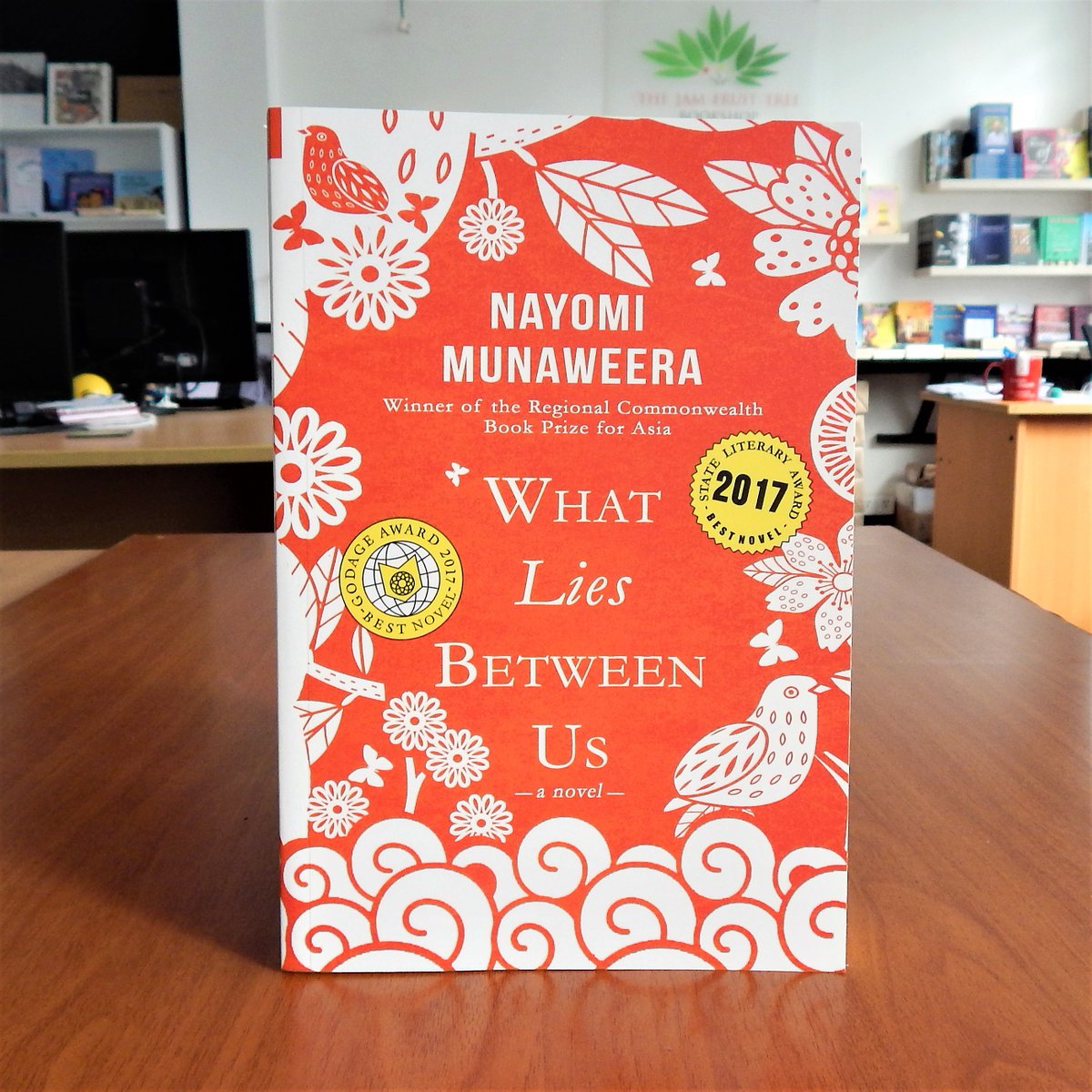 TheJamFruitTree's tweet image. What Lies Between Us
Nayomi Munaweera
Rs. 2,800
State Literary Award Winner
Godage Award Winner

The Jam Fruit Tree. 105 Pirivena Rd, Mt Lavinia
072-7268078

linktr.ee/tjftp

#NayomiMunaweera #WhatLiesBetweenUs #TheJamFruitTree #TheJamFruitTreeBookShop #JFT