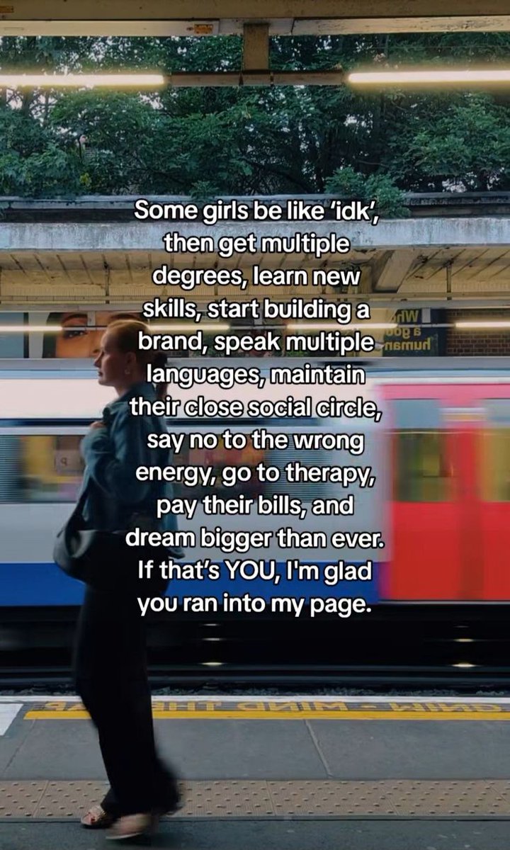 Lovandfear's tweet image. I'm so glad to be this girl