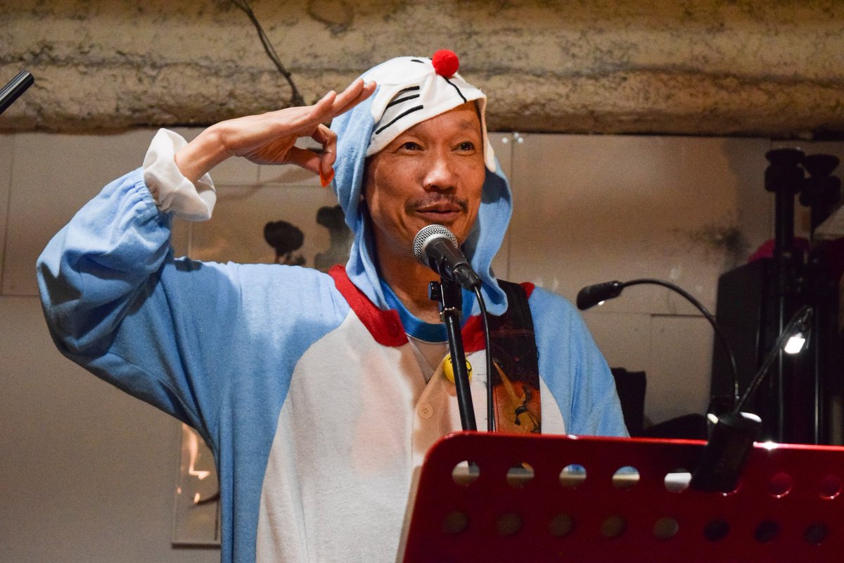 MaguRock's tweet photo. 2025.11.08(sat)
厄年前後大集合!
@豪徳寺Leaf room
厄年ブラザーズ
マエカシ
.
#無限放送
#井垣宏章
#ナカジマノブ
#前田カシ
#マエカシ
#豪徳寺
#leafroom https://t.co/ZVaL0qAhtw