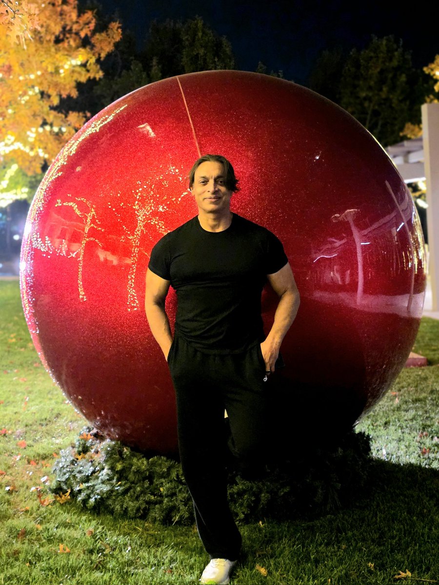 shoaib100mph's tweet photo. Red balls don't stop chasing me 

#OklahomaCity https://t.co/CmEQi12q79