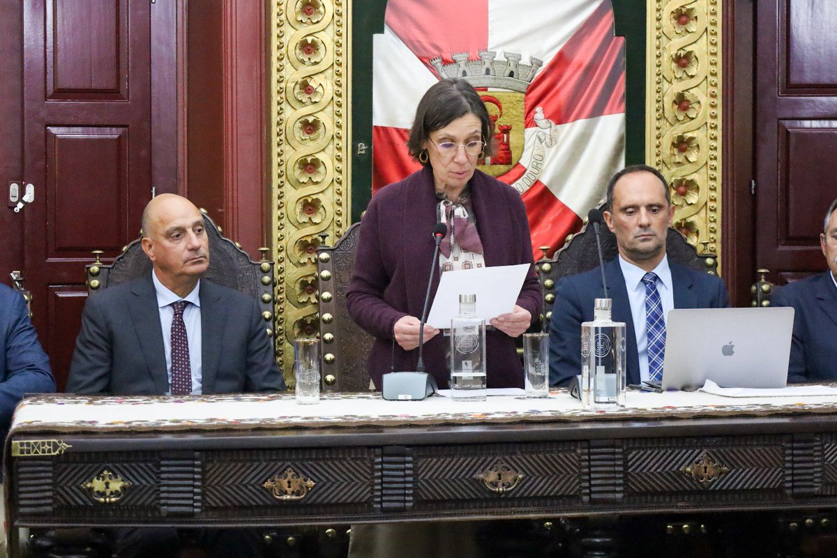 reisquarteu's tweet image. #MinistérioPúblico obrigou #EDP a pagar 335 milhões de euros em #impostos aos municípios pela venda das #barragens: brigantia.pt/noticia/minist… #Portugal #TrasOsMontes #Douro #EDPPagaOQueDeves