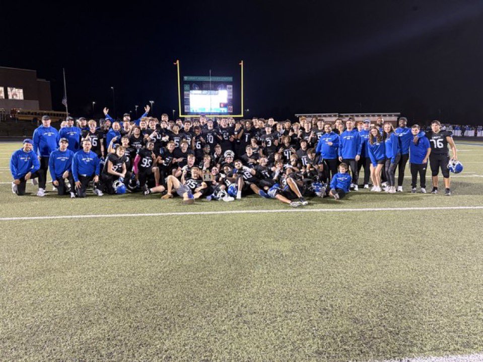 LHSQBClub tweet media