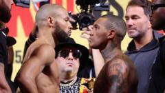 TOPXNews's tweet image. 🚨 BIG NEWS in boxing! 🚨 Hearn&apos;s got his eyes on Eubank&apos;s weight as Benn seeks redemption! 🥊💪 The stakes are high, and fans are eager for this comeback! Check out all the details here 👉 [link] #Boxing #BennVsEubank #FightNight #Redemption