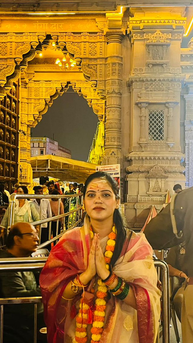 _SamikshaMishra's tweet image. Har har Mahadev,,📿🔱
#harharmahadev #banaras #SanatanDharma #Hindutva