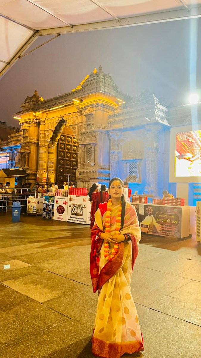 _SamikshaMishra's tweet image. Har har Mahadev,,📿🔱
#harharmahadev #banaras #SanatanDharma #Hindutva