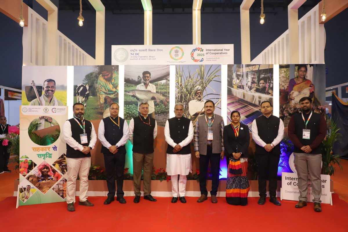 mdncdc's tweet image. &apos;अंतरराष्ट्रीय सहकारिता वर्ष&apos; के अवसर पर भारत मंडपम में आयोजित 44वें भारतीय अंतरराष्ट्रीय व्यापार मेले में माननीय श्री कृष्णपाल गुर्जर, केंद्रीय सहकारिता राज्य मंत्री, ने NCDC द्वारा लगाए गए पवेलियन का विधिवत उद्घाटन किया।
उद्घाटन के दौरान श्री कृष्णपाल गुर्जर जी ने कहा कि “IITF…