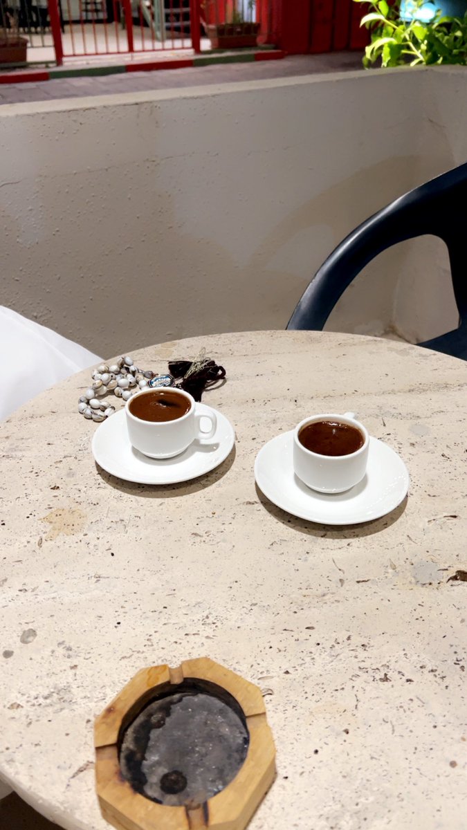 اللهم امطر علينا فرحاً لا ينتهي وحقق امنياتنا، اللهم اجعل لنا مع كل قطرة مطر عفواً وتوفيقاً وتيسيراً وفرجاً.