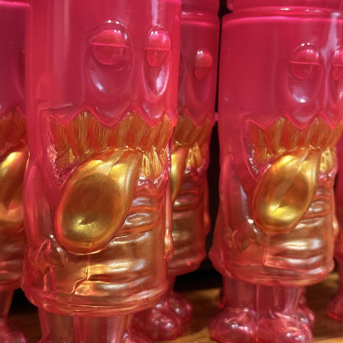 83torch's tweet image. #ボトルモンスターズ
赤く染まりました。
ゴールドが映えます✨
ここから塗り進めていきます🥳
#TTEW