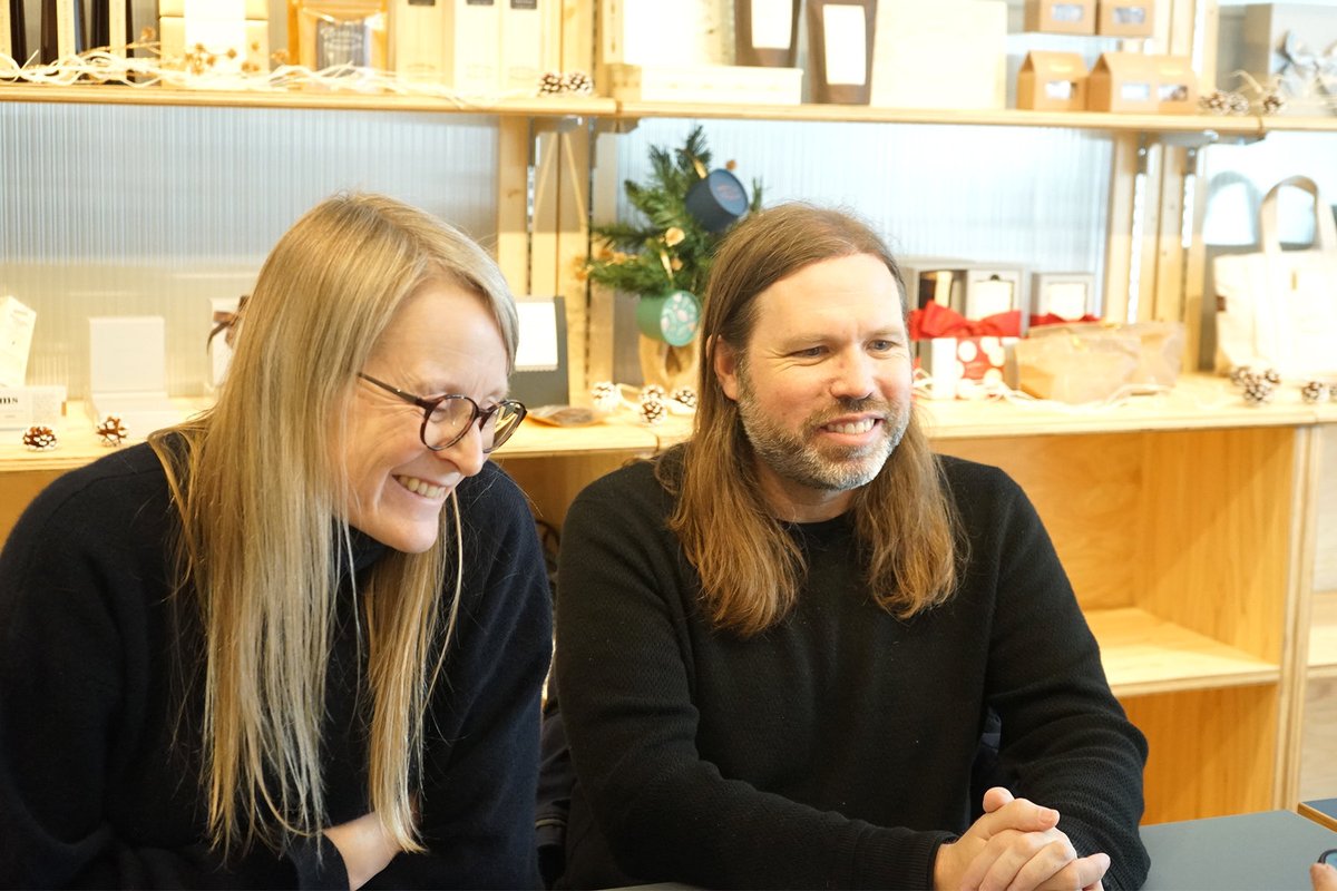 cafesnap_me's tweet image. 来年2月に日本上陸10周年を迎えるダンデライオン・チョコレート。

来日した創業者のトッドさんと、妻でブランディングを担うエレインさんにインタビューの機会をいただきました！ 

創業時の話や、日本チームと働くことで感じた“日本のクラフトマンシップ”とは？

news.cafesnap.me/article/11320