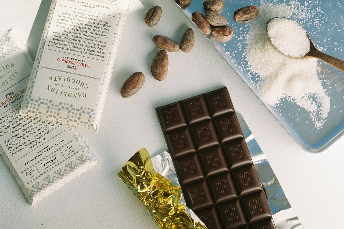 cafesnap_me's tweet image. 来年2月に日本上陸10周年を迎えるダンデライオン・チョコレート。

来日した創業者のトッドさんと、妻でブランディングを担うエレインさんにインタビューの機会をいただきました！ 

創業時の話や、日本チームと働くことで感じた“日本のクラフトマンシップ”とは？

news.cafesnap.me/article/11320