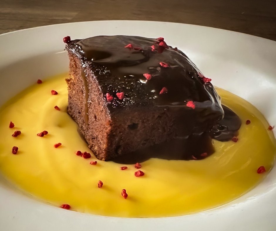 Countdown... there are just 10 days after today to visit us before we close for the winter at the end of Sunday 7 December, so what are you waiting for? When it's cold outside we have balmy exhibition galleries, a warm welcome and hot food in The Airmen's Mess café! #CosySeason