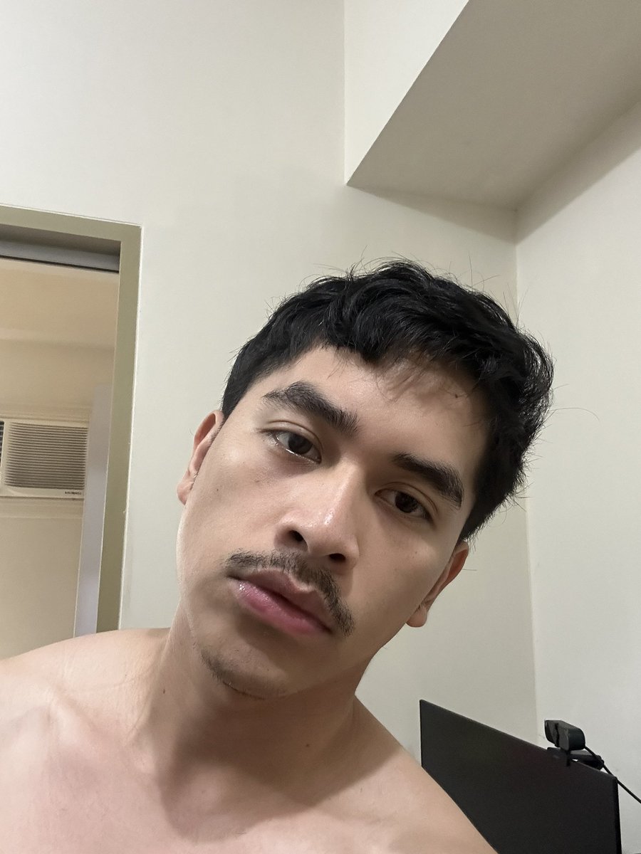 ajpguillermo's tweet image. Finally, the weekend, but at what cost? 😩