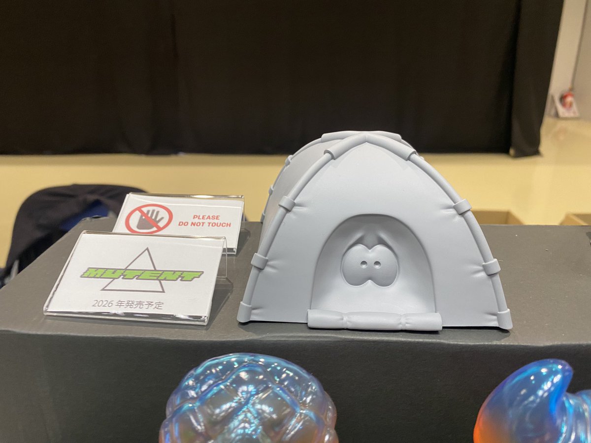 デザフェス62！行ってきました😎

朝から並んでたのでスムーズに購入できましたが後ろを見ると長蛇の列😅💦

並んどいて良かった😩

相変わらずのクオリティーで大満足です😎

次回はワンフェス参加予定です😎

#HUMANROBOT
#パンデッド
#ソフビ 
#デザフェス 
#デザフェス62