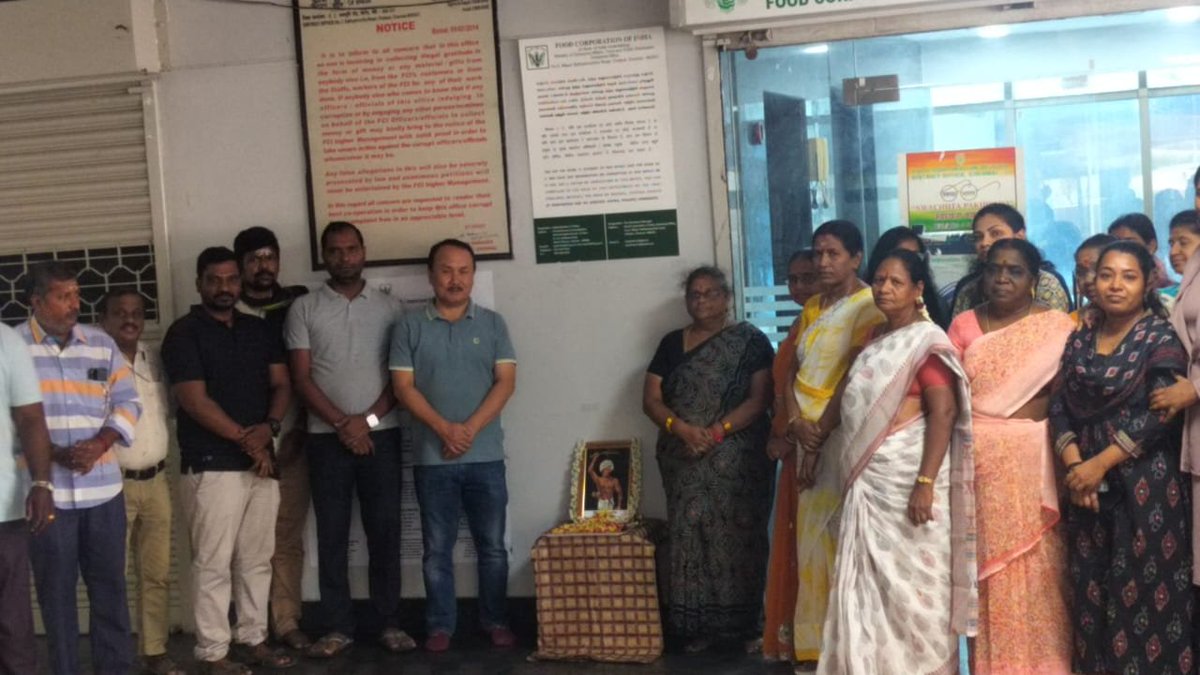 On the occasion of Janjatiya Gaurav Diwas 2025, commemorating the 150th Birth Anniversary of Bhagwan Birsa Munda, All staff of FCI DO Chennai united to pay heartfelt tribute to the revered leader whose courage &amp; dedication to tribal rights continue to inspire the nation.