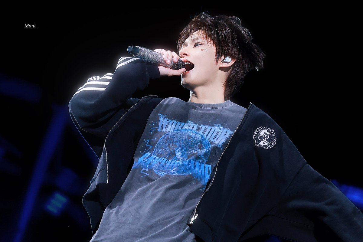 250927 [NEW_] IN HONG KONG EVERYBODY JUMP! 😆 #준 #JUN #ジュン