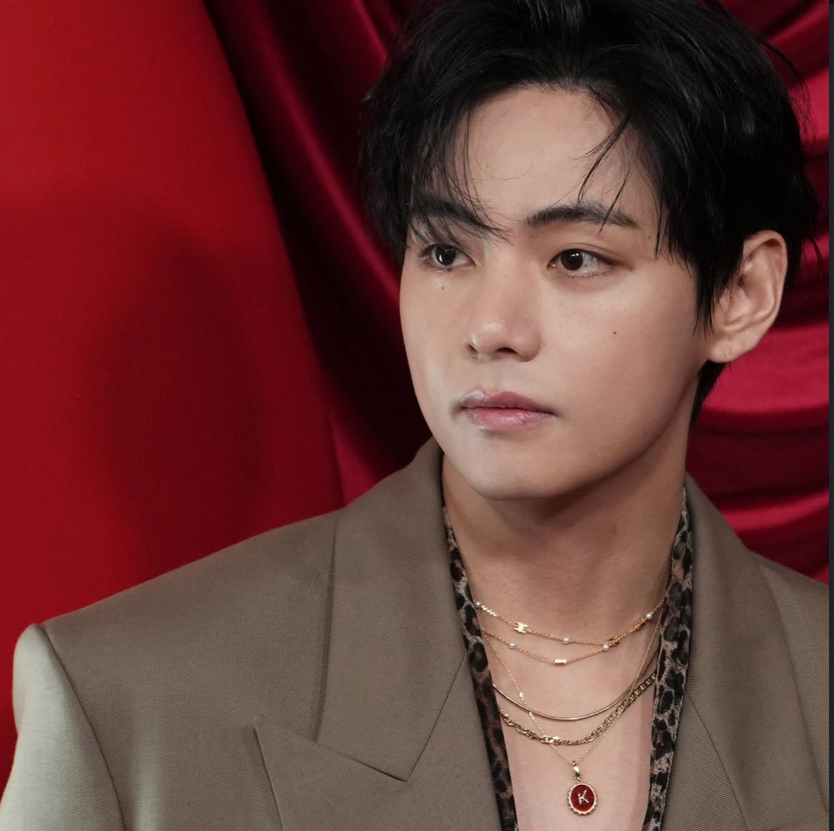 Taehyungimpact's tweet image. NEW PHOTOS OF KIM TAEHYUNG