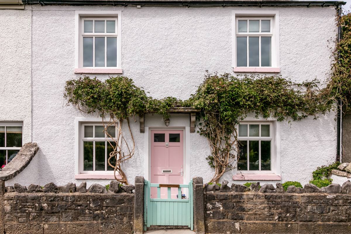 We're excited to share that we've recently taken over Maggie Puddle Cottages! Bookings are available on our website and Airbnb. If you're planning a peaceful break in the Lakes we'd love to welcome you

maggiepuddle.co.uk
airbnb.co.uk/rooms/15063749…
airbnb.co.uk/rooms/15071547…