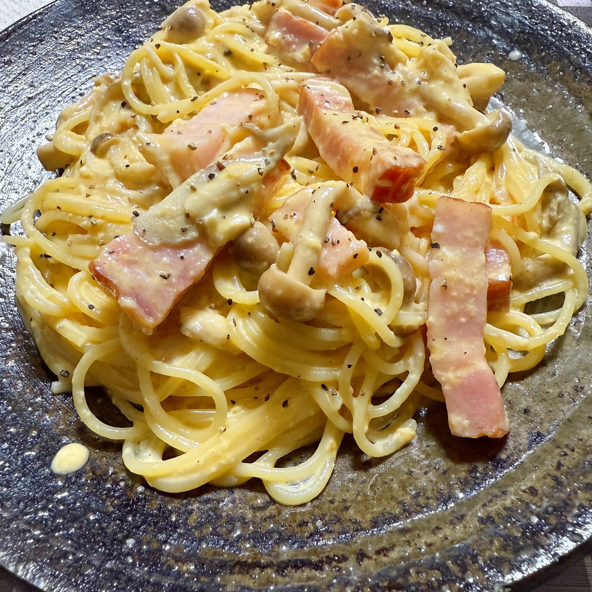 ◆カルボナーラ◆ しょっちゅーパスタ作ってるので、意外や意外の、はじめての