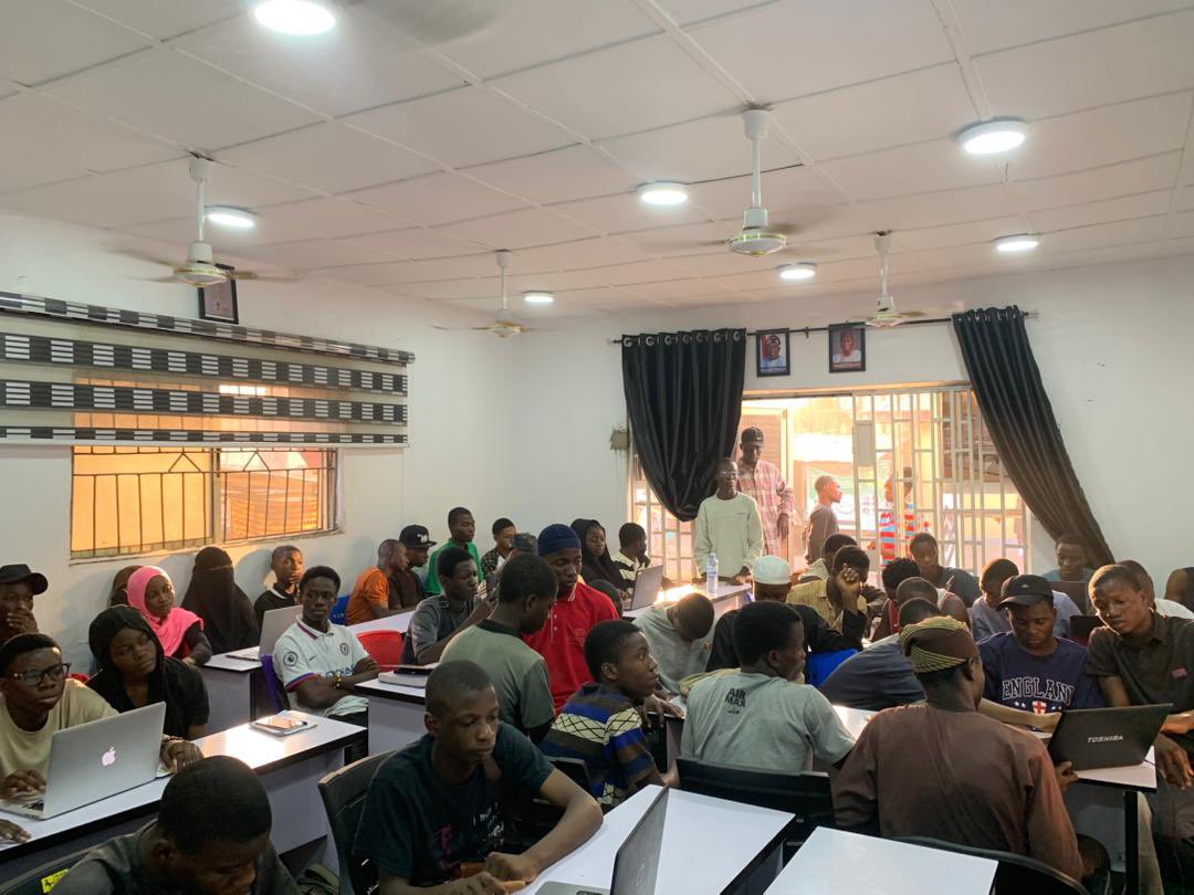 THE_CYBRARIANS's tweet image. Our first physical  session! 🖥️🔥 Intro by Fashina Mercy ✨, led by Aremu Abdulkareem 👨‍🏫, and smoothly moderated by Lukman Abdulbasit 🎧. Amazing energy, teamwork, and growth! 🚀🙌
@OnijeC 
 #CiscoLab #CyberSecurity #TechCommunity #SkillUp