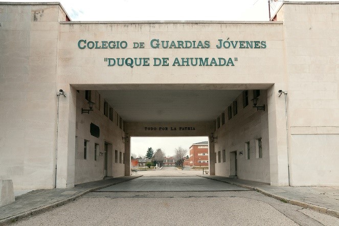 En 1853 fundó la Compañía de Guardias Jóvenes, una escuela para los hijos de guardias fallecidos o heridos, que convertía a la Guardia Civil en una comunidad que cuidaba a los suyos incluso en tiempos de adversidad.