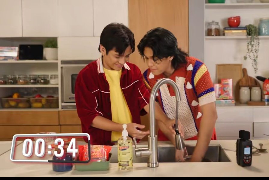 tomatoe5ph's tweet photo. Are you ready for the Happymess challenge with ArMas? 🧡❤️🔥
Watch now on
https://t.co/QPTGQYl0ke
TikTok
https://t.co/JGsKy7fd1B
#CheersxALAMAT #Happymess #CheersPH #CheerstoHappymess #ALAMAT #ALAMAT_TOMAS #ALAMAT_RJI https://t.co/fa3mHn6sQo