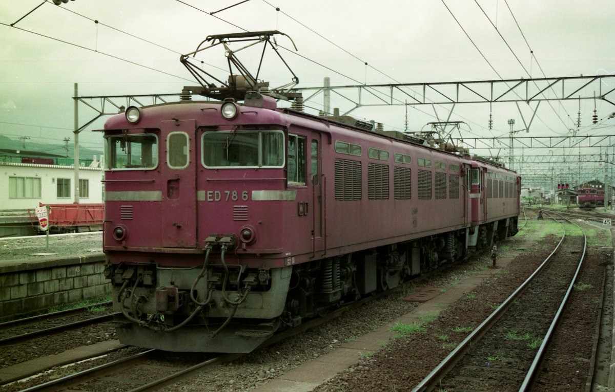 muratakec's tweet image. 学生時代に撮影した1991年8月頃の　山形地区(3)

乱雑に保管している、ネガの取込中