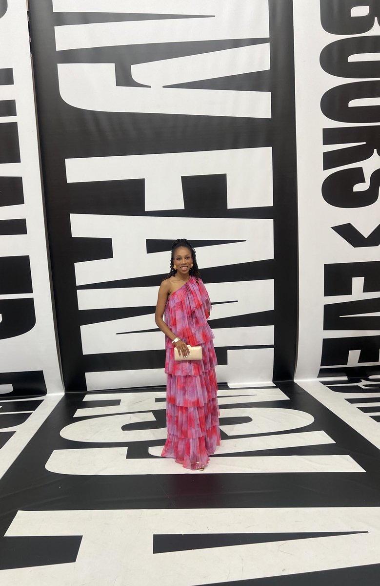 The theme of my 2025 has been joy💖

Intentional about it. Protective of it.✨