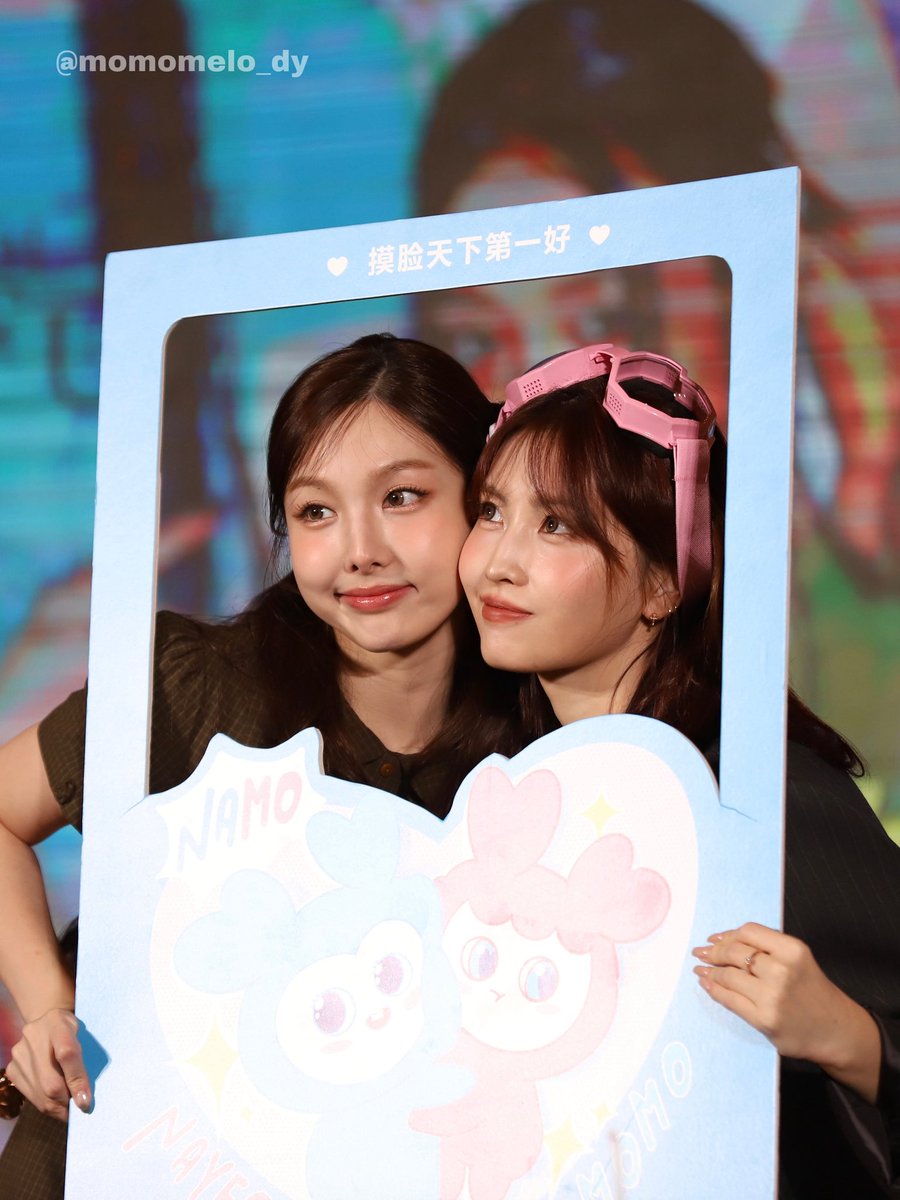 momomelo_dy's tweet image. 251115 팬싸

ナモ😭🩷🩵

#트와이스 #TWICE #トゥワイス
#모모 #MOMO #나연 #NAYEON