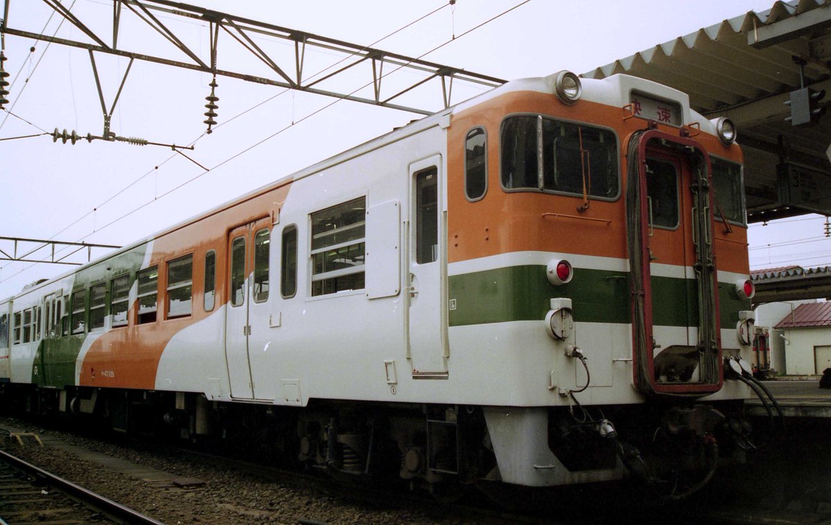 muratakec's tweet image. 学生時代に撮影した1991年8月頃の　山形地区(4)

乱雑に保管している、ネガの取込中