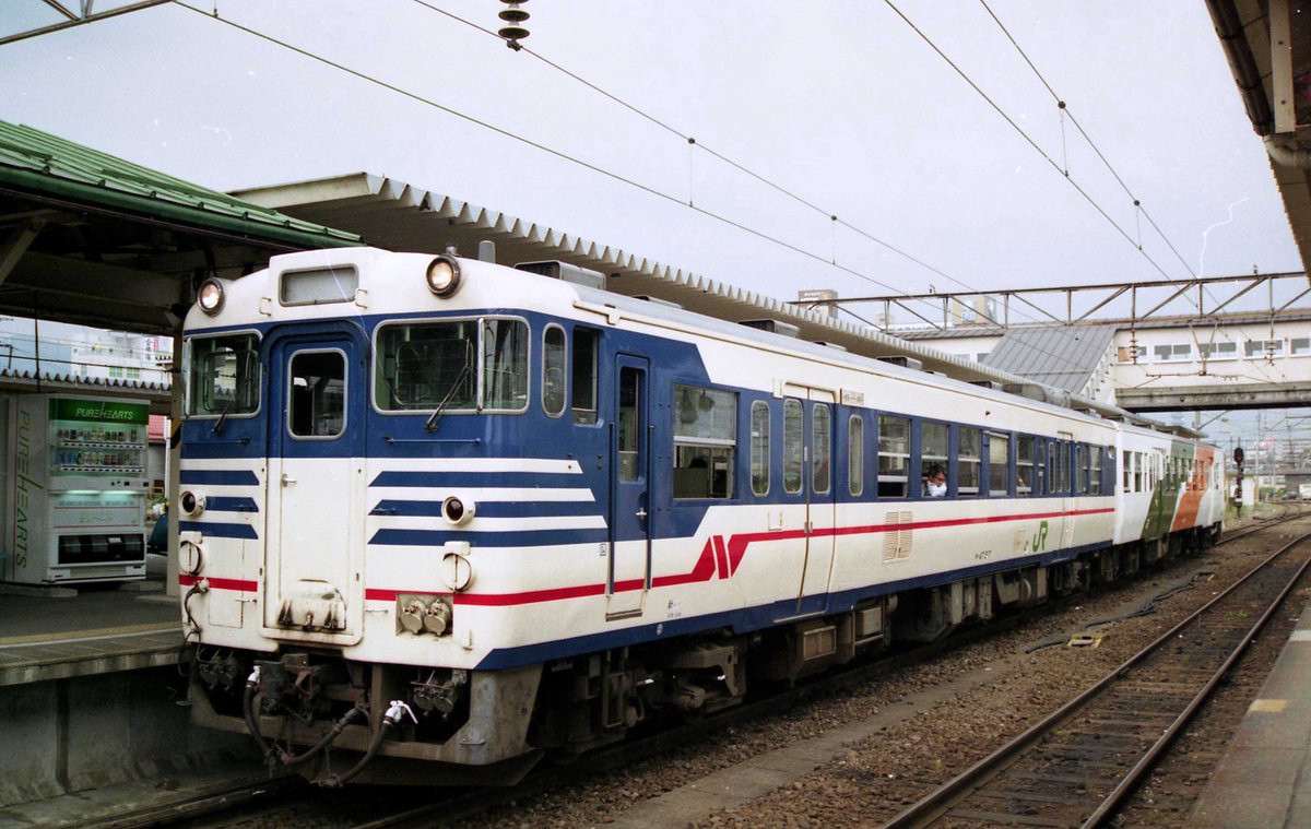 muratakec's tweet image. 学生時代に撮影した1991年8月頃の　山形地区(4)

乱雑に保管している、ネガの取込中