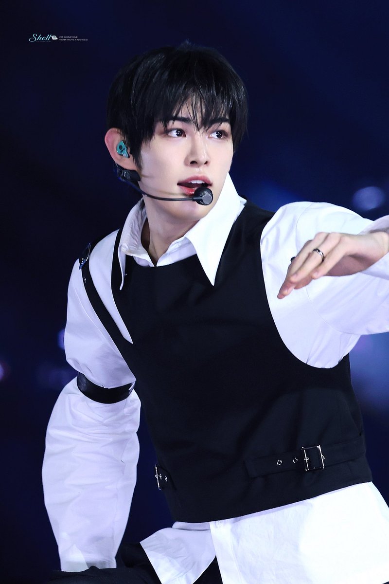 shell_minje's tweet image. 251115 KGMA

#킥플립 #KickFlip #민제 #MINJE