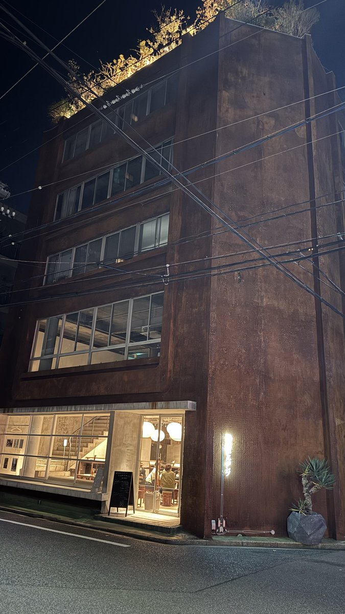 filet_jun's tweet image. 無事に発表が終わり
サウナシュラン2024受賞施設へ
休憩中見上げれば星が
落ち着いた雰囲気がとても良い
サウナ後の紫蘇サワー格別でした
#サウナシュラン #hikistargazing #紫蘇サワー