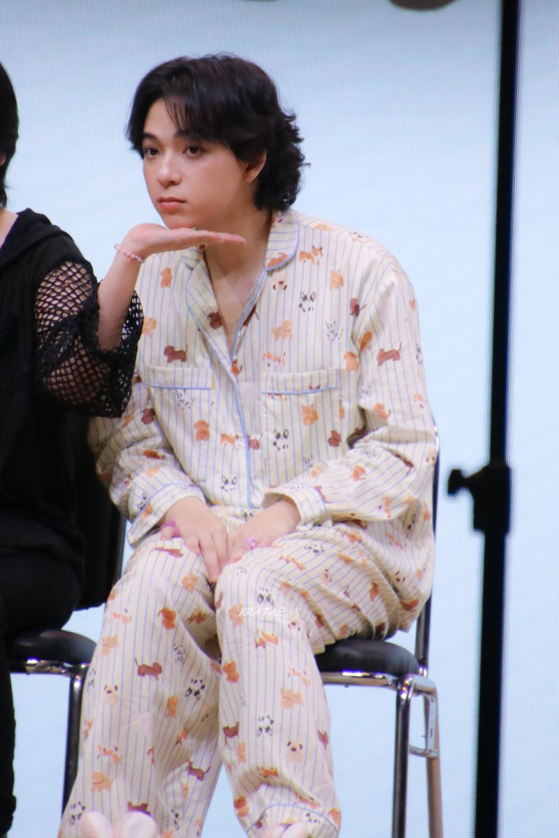 followu_kt's tweet image. อุ๋งอุ๋งงง 🦭

:: 15112025 ::

MAXKYBAS OUR HOME

#MaxkyBas1stFM
#บาสเด็กอ้วนที่แท้จริง @basjtr