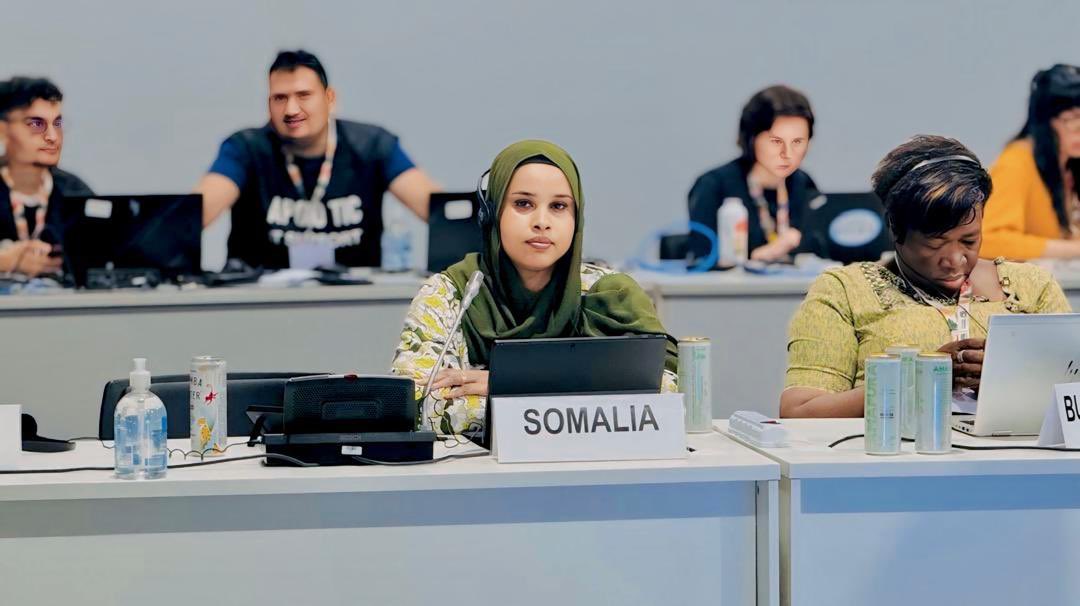 MoECC_Somalia's tweet image. The Ministry of Environment and Climate Change is pleased to highlight the strong participation of Somali youth at COP30. This year, Hamdi Farah Ifow is leading our youth engagement, representing the voices, priorities, and aspirations of young people across Somalia🇸🇴 🇧🇷 #Cop30