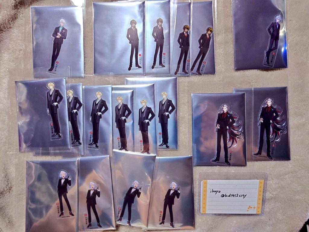 （交換、譲渡募集）刀剣乱舞　大本丸博　クリアステッカー
譲　◯石切丸3、岩融4、今剣2、数珠丸、◯大典太、ソハヤ、☆長義、★豊前2、△南泉4、静形3、千代金丸3、祢々切丸2、△日光2、五月雨、村雲、大千鳥、★雲生、◯火車切4、◯大慶、富田6、道誉2、九鬼4
求　三日月、肥前、孫六、550円→