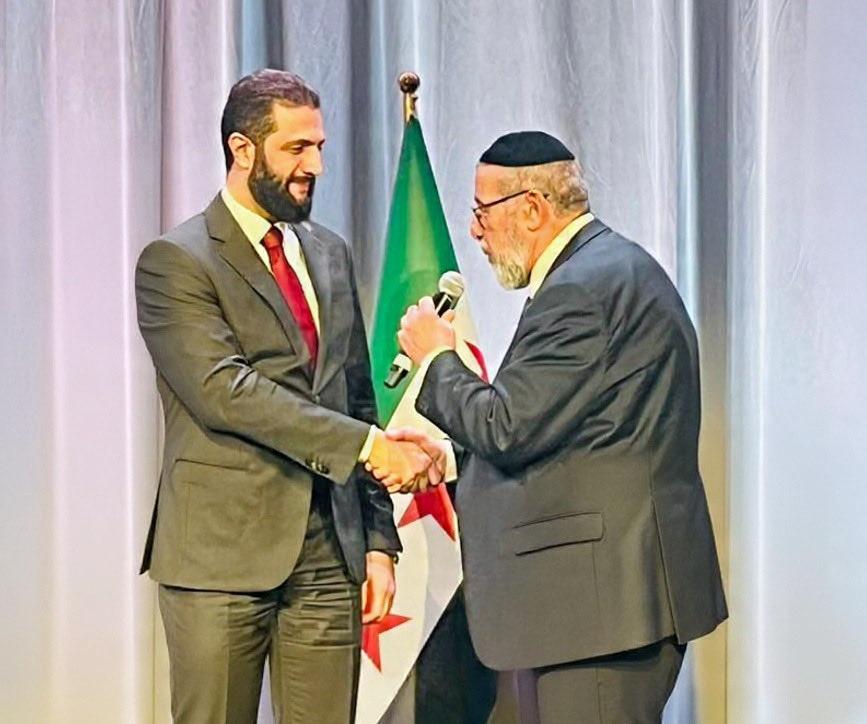 ولن ترضى عنك اليهود ولا النصارى حتى تتبع ملتهم