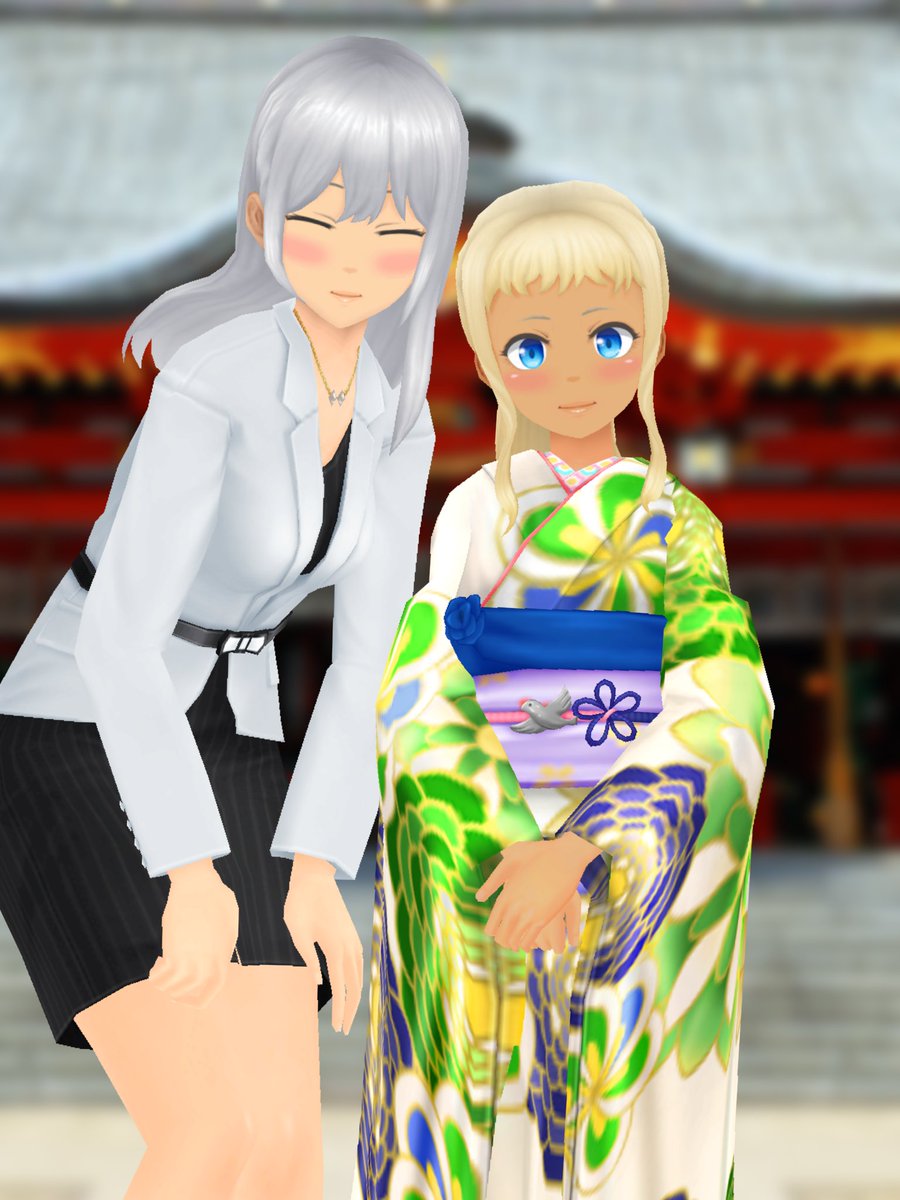 ロッティ「今日は着物の日デス！着物はテンション上がるデス！」

ロッティ「ターニャは何でスーツ着てるデス…？」
ターニャ「気にしないで下さい」
#七五三
#スクスト