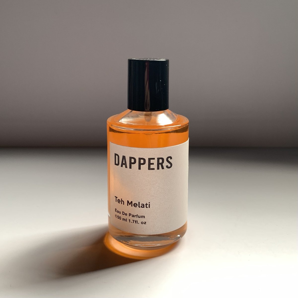 favobites's tweet image. rasanya mau minum parfum ini deh… soalnya wanginya beneran TEH MELATI banget segerrr 😭☕️