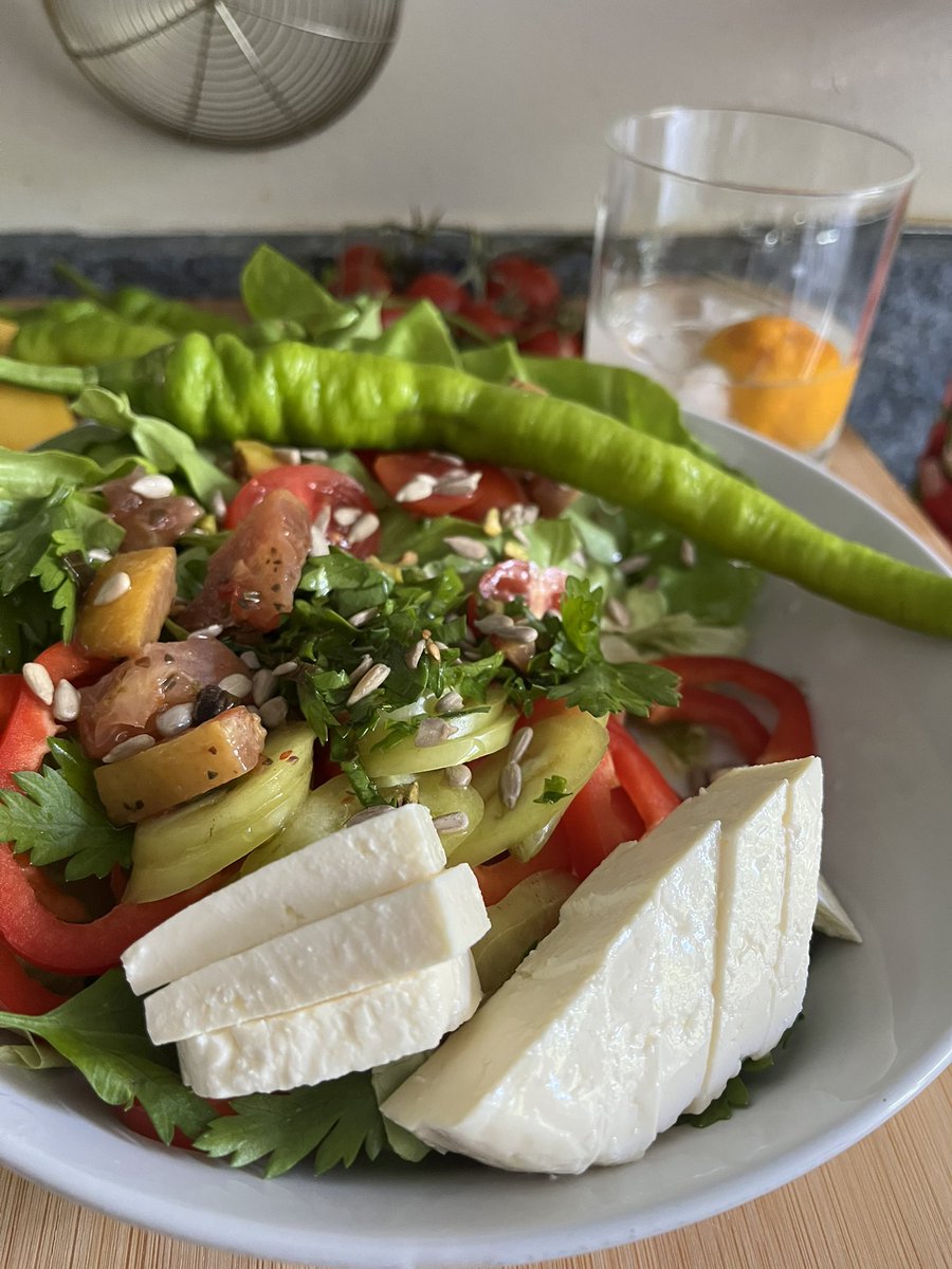 Agent99c's tweet image. Saturday salad #saturday #eatwell #salad #vodca #foryou #Food