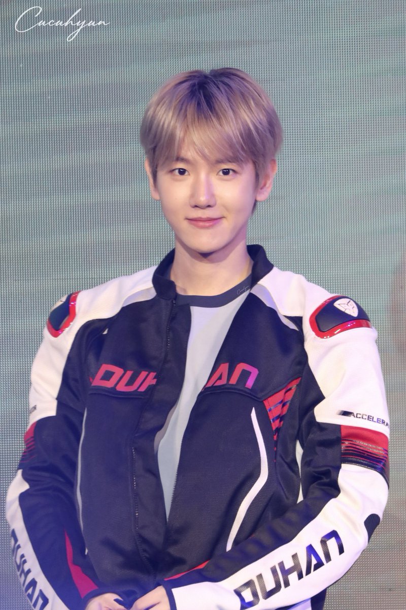 백현이 너무 잘 자랐어요🤍✨